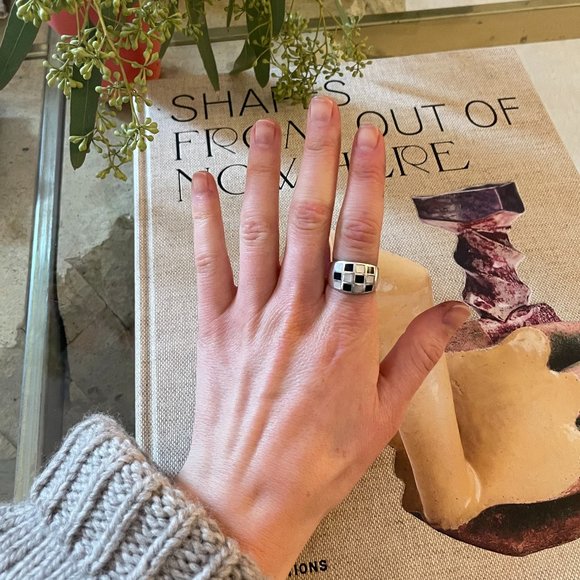 Black Onyx and MOP Silver Ring - Picture 1 of 5